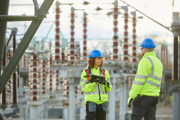 Best Emergency Electrical Repair  in Roslyn, NY