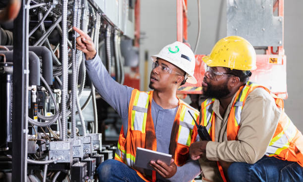 Best 24-Hour Electrician  in Roslyn, NY